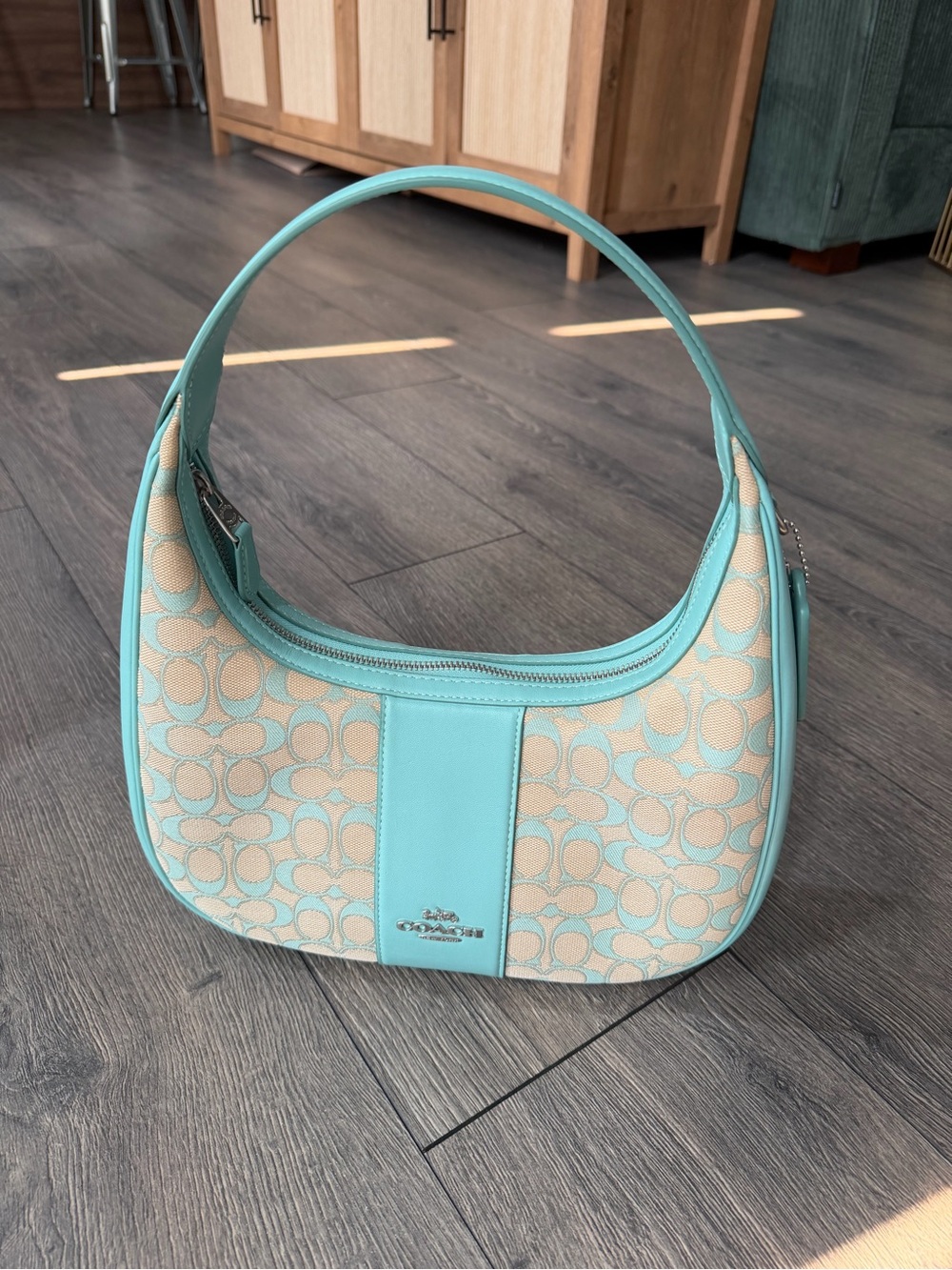 Coach Carmen Shoulder Bag - like new